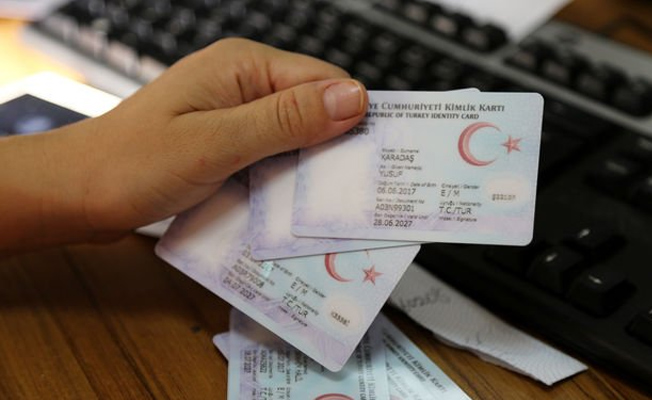 Milyonlarca vatandaşı ilgilendiriyor! Yeni kimlikte son tarih belli oldu