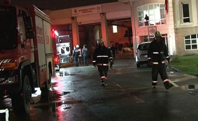 İtfaiye merkezinde korkutan yangın