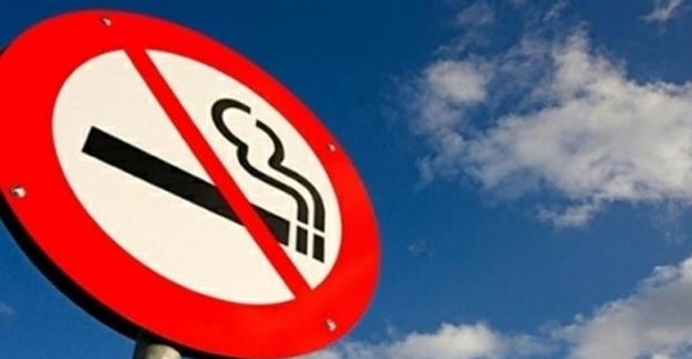 Açık havada da sigara içmeye kısıtlamalar geliyor