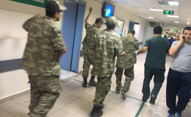 Manisa'daki askerlere 27 saat bekletilen eti yedirmişler