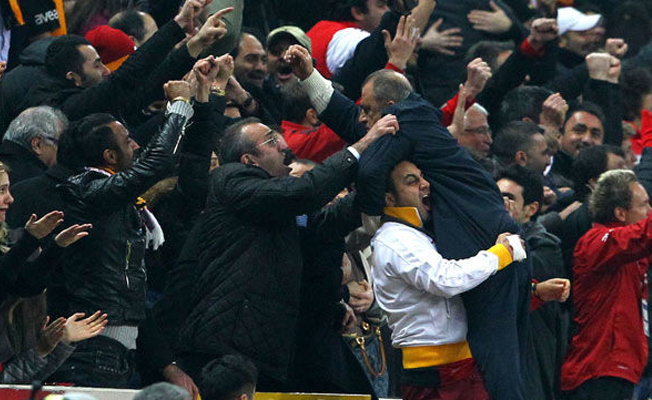 Fatih Terim'in yardımcıları Hasan Şaş ve Johan Elmander olacak