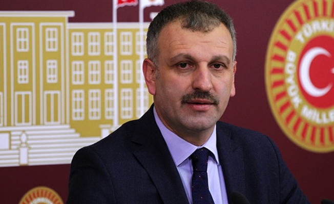 Erdoğan'ın danışmanı Saral: Dünyayı Beştepe'den seyrediyoruz