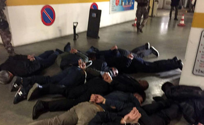 'Şirinler' kıskıvrak yakalandı!