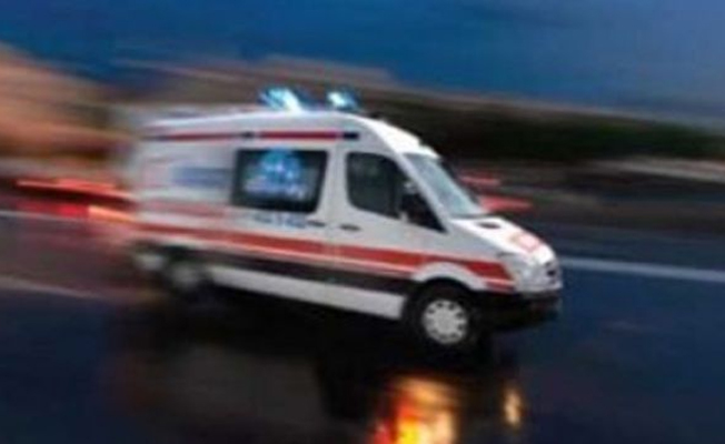 Kırmızı ışıkta geçen yayaya kamyon çarptı: 1 ölü