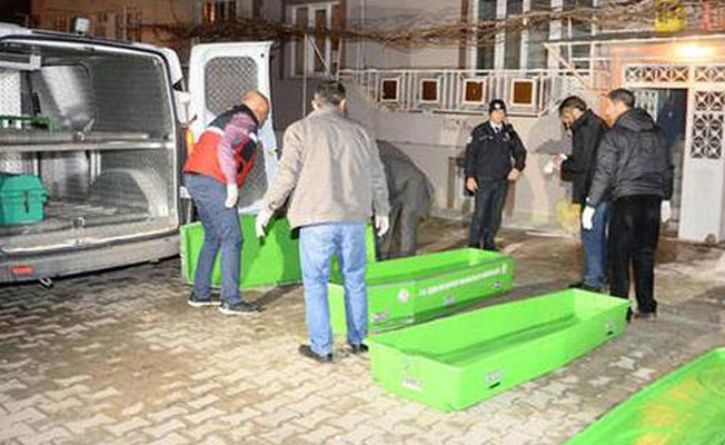 Önce anne ve babasını öldürdü sonra intihar etti
