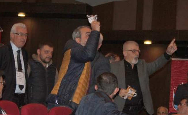 Trabzonspor Genel Kurulu'nda gerginlik!