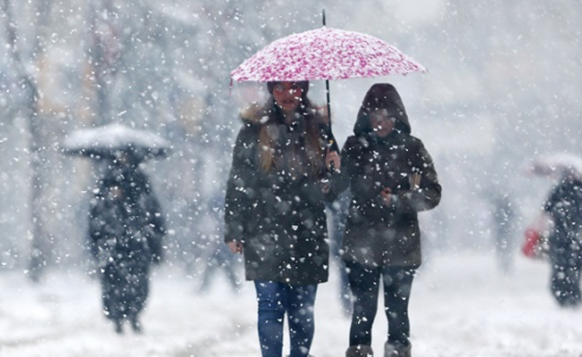 Meteoroloji'den son dakika hava durumu uyarısı! İstanbul'da kar sürprizi
