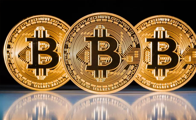 Bitcoin düne göre yükselişte!
