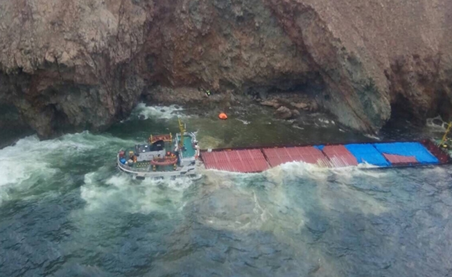 Türk gemisi Yunanistan'da karaya oturdu