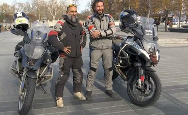 Dört ayda motosikletle 16 bin kilometre kat ettiler