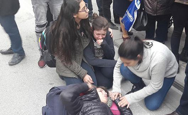 Boynundaki atkı kazayı beraberinde getirdi