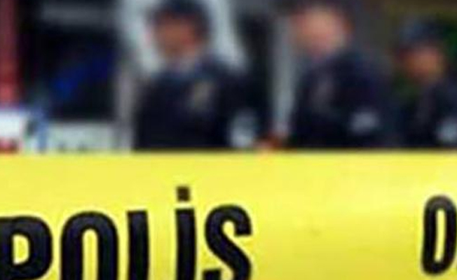 Okulun bahçe kapısına kurşun isabet etti