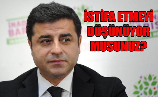 Demirtaş'tan AYM üyelerine 'basit bir soru'