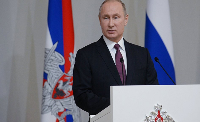 Putin: St. Petersburg'da marketteki patlama bir terör eylemi