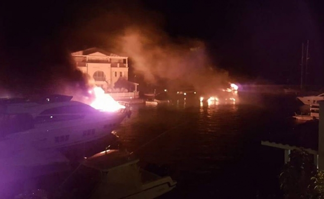 Çeşme’de korkutan yat yangını