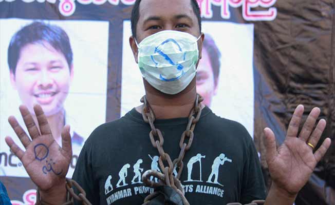 Myanmar'da gözaltına alınan TRT World ekibi serbest bırakıldı 