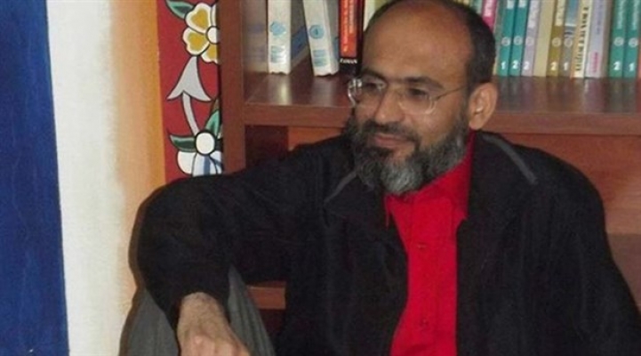 Hürriyet yazarından Akit yazarına: ‘Önce sen ses çıkar’