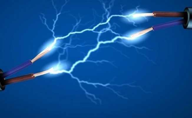 Elektrik akımına kapılan 2 işçi hayatını kaybetti!