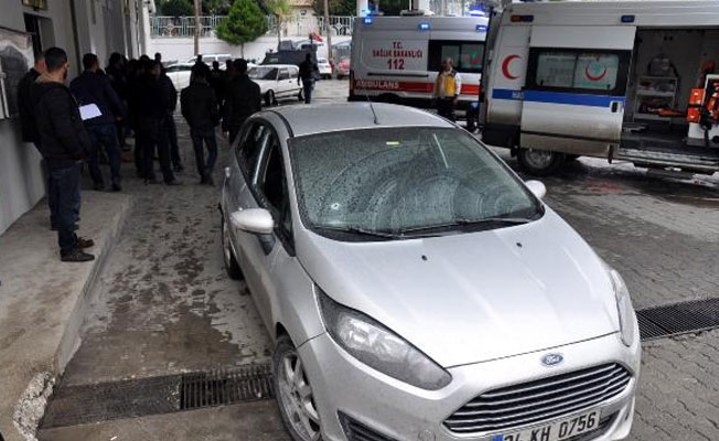 Adliye çıkışı silahlı kavga: 1 ölü, 3 yaralı!