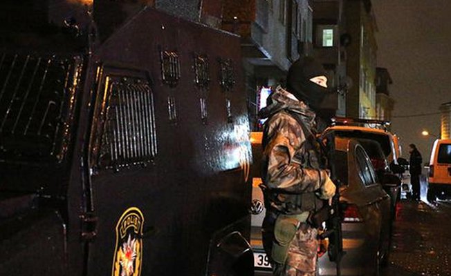 Kağıthane'de market soyguncuları polisle çatıştı: 1 polis yaralandı