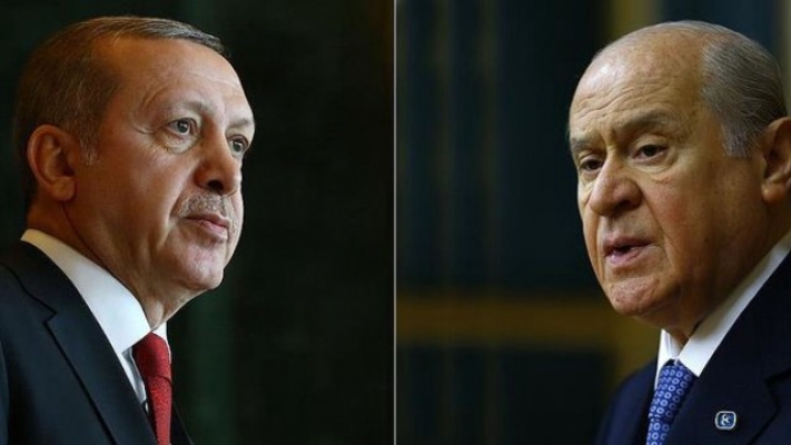 AKP de MHP de susacak: İttifak yasağı