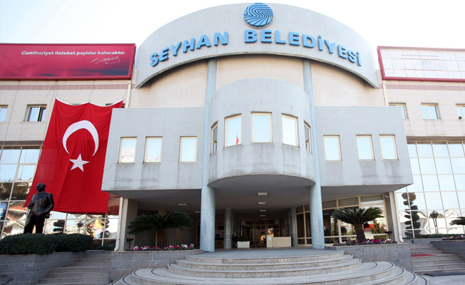 Seyhan Belediyesi 2018'i atladı, twitter'ı salladı