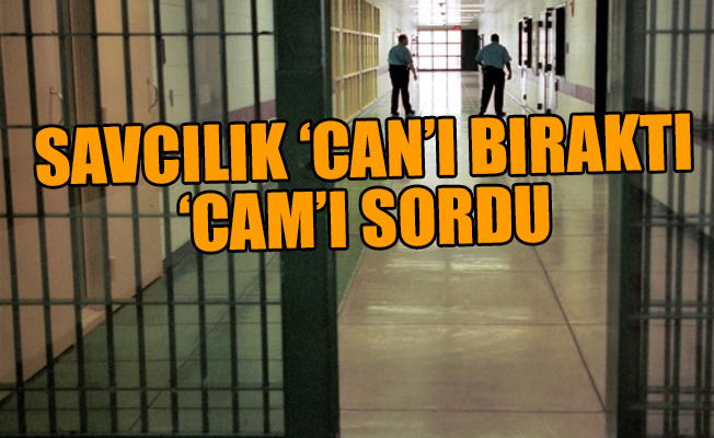 Gardiyanlar mahkumun kolunu kırdı
