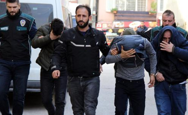 Uyuşturucu tacirlerine darbe: 5 gözaltı