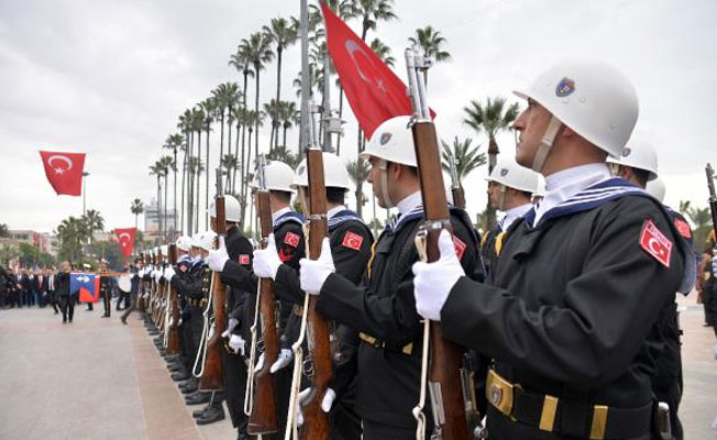 Akdeniz'in incisi Mersin'in kurtuluş günü coşkusu!