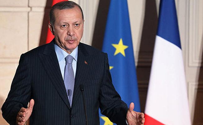 Erdoğan'dan Fransız gazeteciye: Sen FETÖ ağzıyla konuşuyorsun