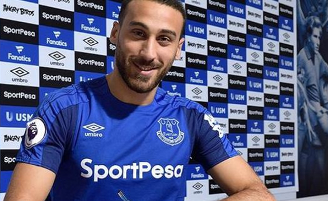Cenk Tosun resmen Everton'da