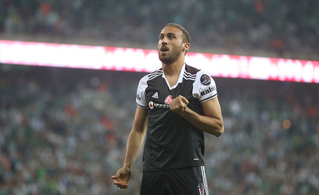Cenk Tosun'dan Beşiktaş taraftarına duygusal veda!
