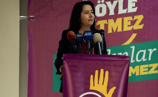 HDP Eş Genel Başkanı Kemalbay: O öğretmeni tebrik etmedikleri kaldı