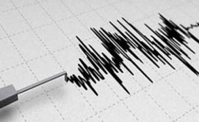 Son dakika: Balıkesir'de deprem oldu!