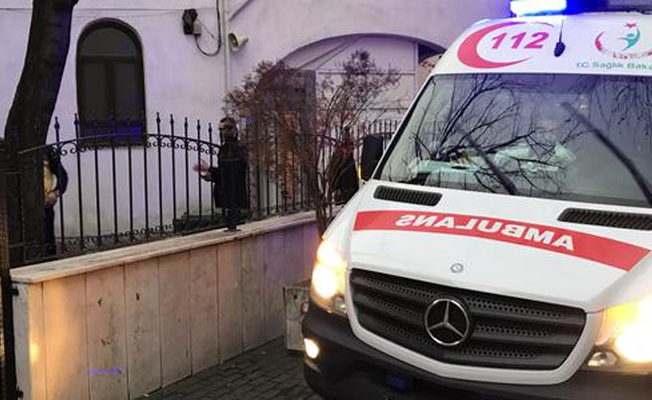 Cami avlusundaki malzeme deposunda ölü bulundu