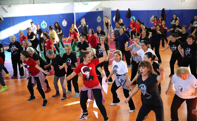 Kanserli çocuklar yararına zumba  