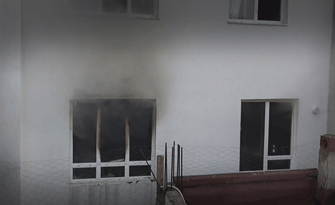Ev sahibine kızan kiracı, evi ateşe verdi!
