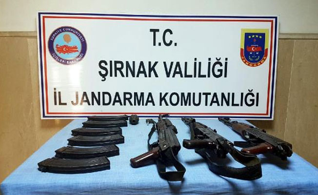 Mezarlık bölgesinde tüfekler ve el bombası bulundu
