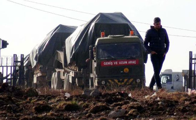 Suriye sınırına 40 araçlık askeri sevkiyat