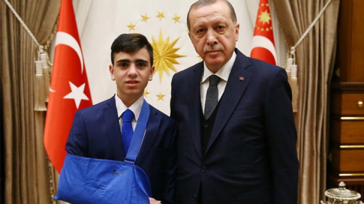 Dünyanın konuştuğu gençten Erdoğan’a ziyaret