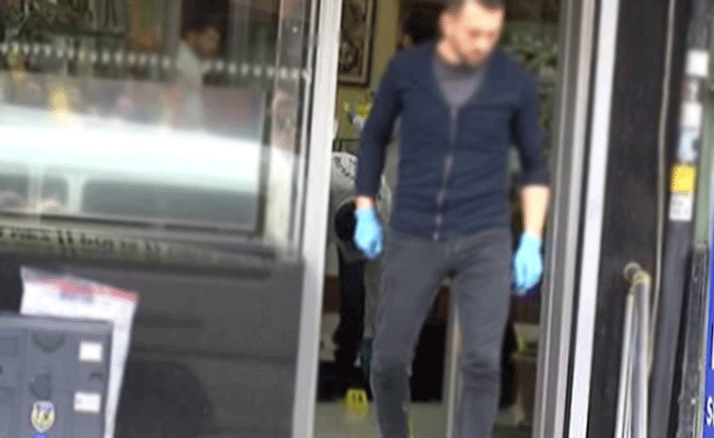 Kuyumcu cuma namazına gidince dükkanı soydular