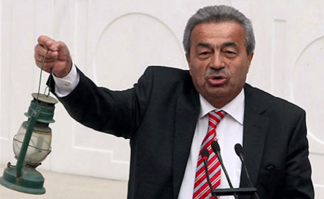 Kamer Genç ölümünün ikinci yılında mezarı başında anılacak