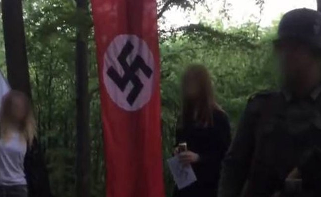 Polonya'da Neonaziler Hitler'in doğum gününü kutladı!