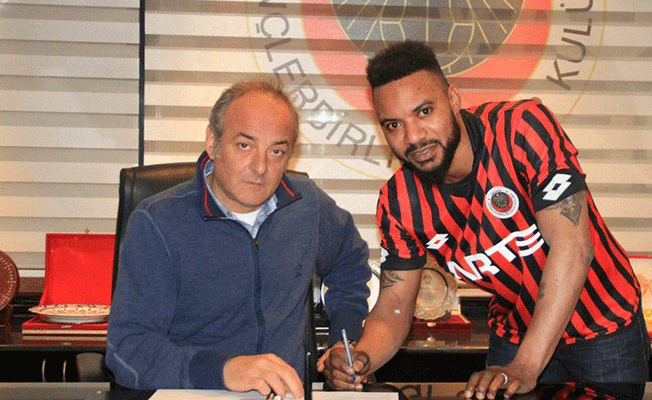 Gençlerbirliği Stephane Sessegnon’u renklerine bağladı