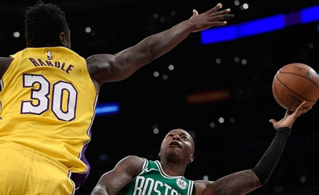 Lakers, ezeli rakibine tek sayıyla yenildi