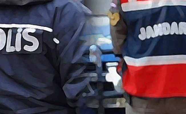 Jandarma er terör örgütü propagandası yapmaktan tutuklandı