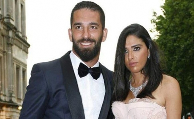 Arda Turan sevgilisi ile imam nikahı kıydı!
