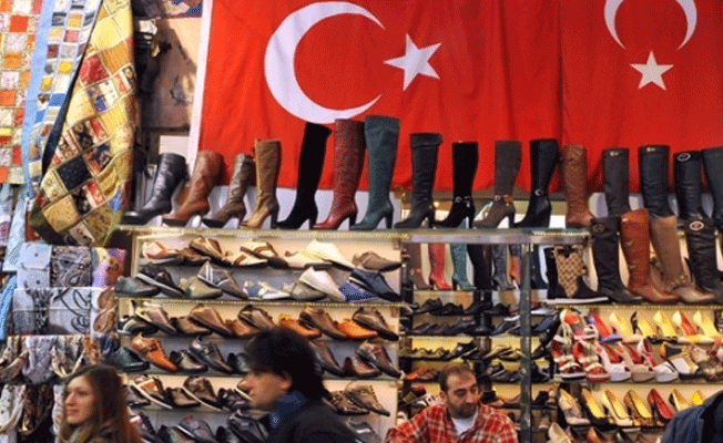 'Türkiye'de para politikası 2018'de daha az genişlemeci olacak'
