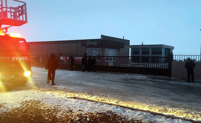 Fabrikada patlama: Ölü ve yaralılar var!