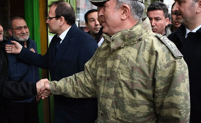 Genelkurmay Başkanı Akar, denetlemelere devam etti